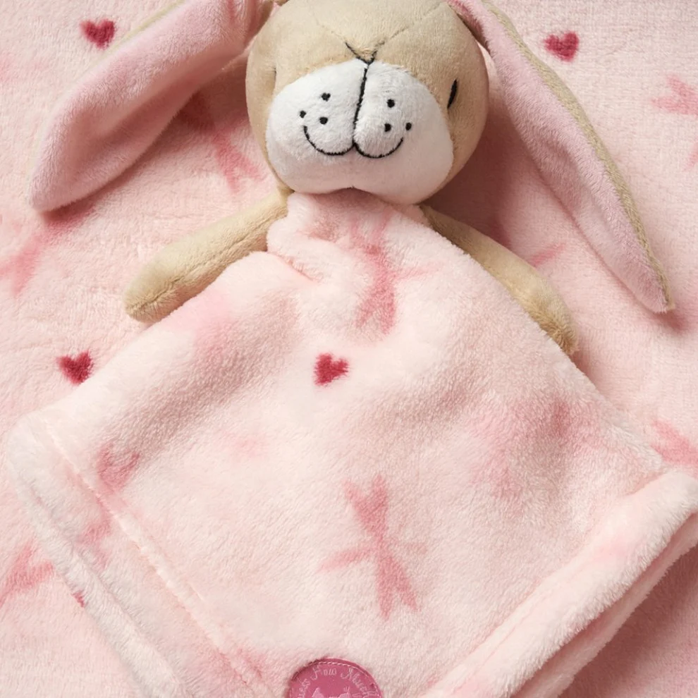 Guess How Much I Love You baby comforter with rabbit character and hearts, pink
