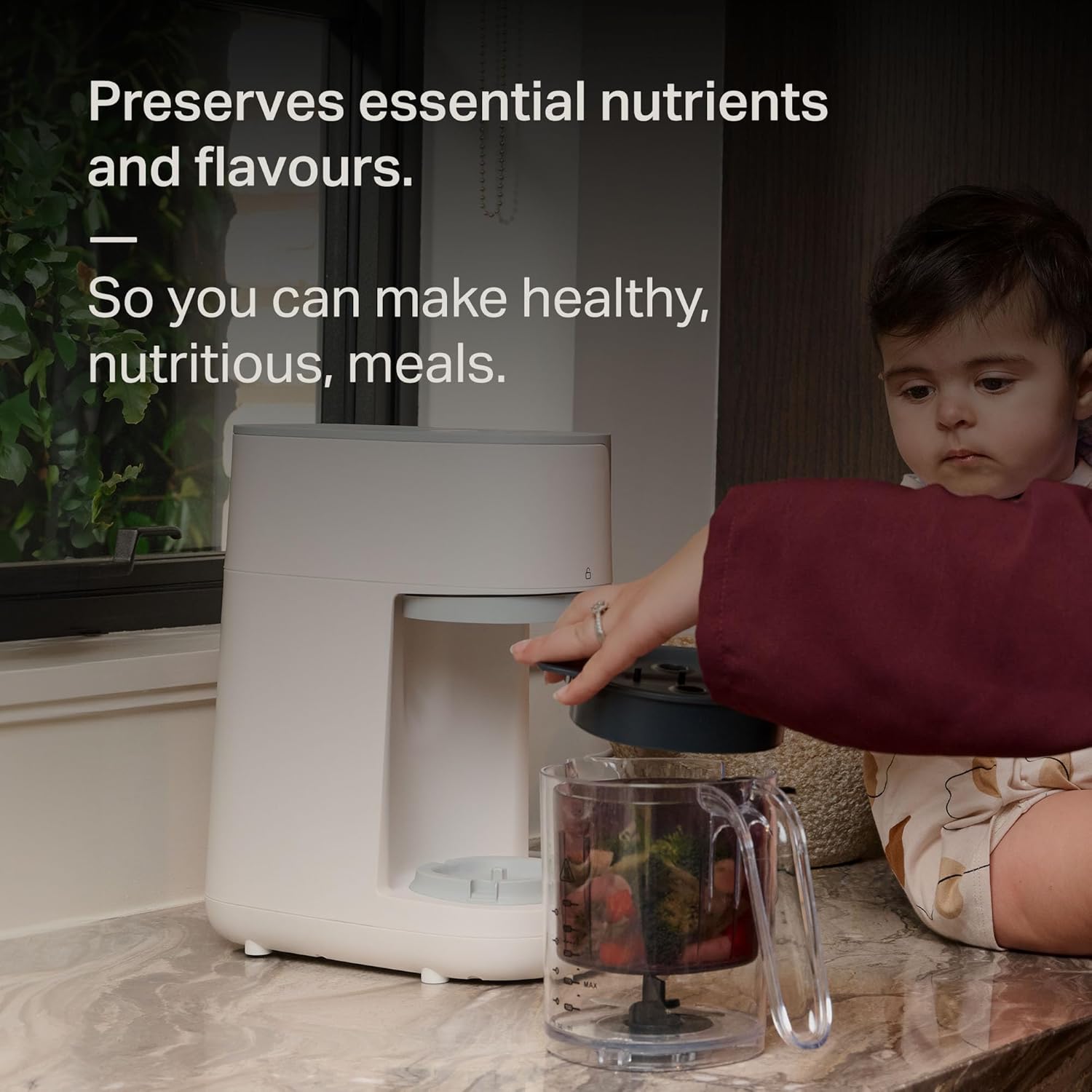 Tommee Tippee Quick Cook white baby food maker with blending jug