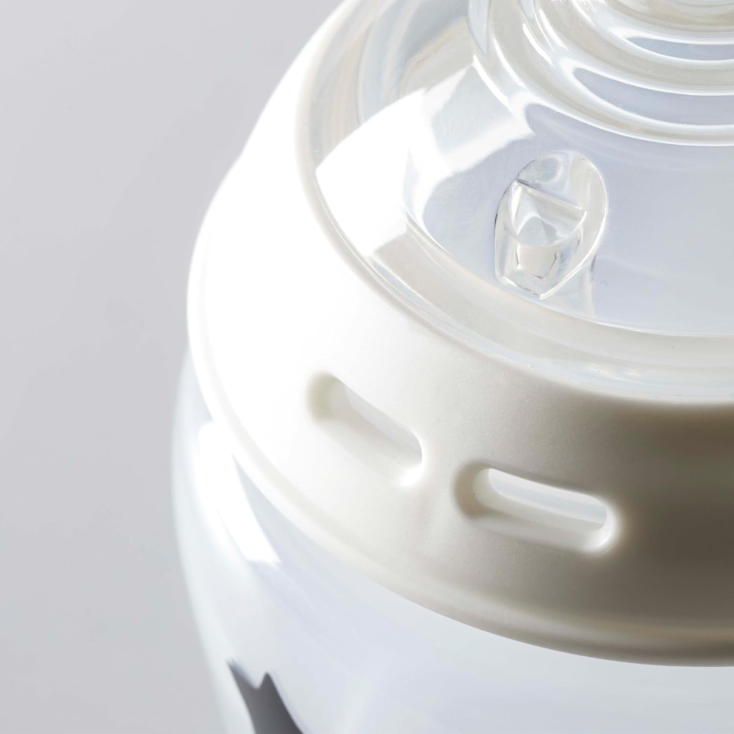 Tommee Tippee Advanced Anti-Colic baby feeding bottle 150ml white three-pack