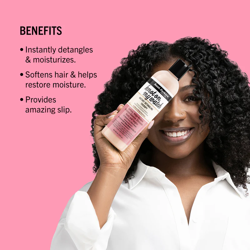 Aunt Jackie's Knot in My Layer Detangling Therapy 354ml bottle cream and pink label
