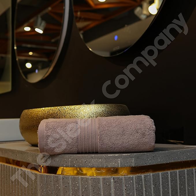 Royal Egyptian 700 GSM bath towel white 70x130 cm luxurious cotton towel