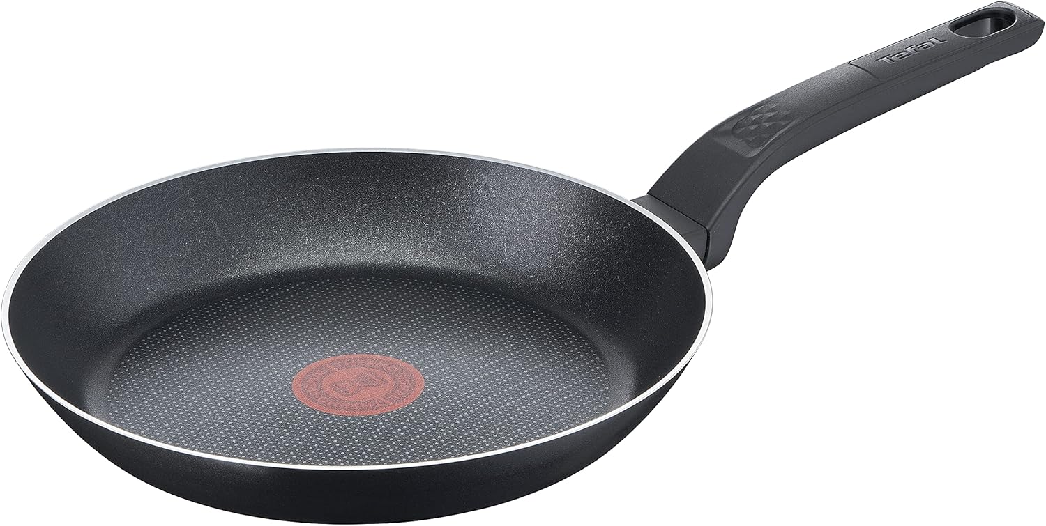 Tefal B5550433 Easy Cook and Clean non-stick frying pan 24cm black