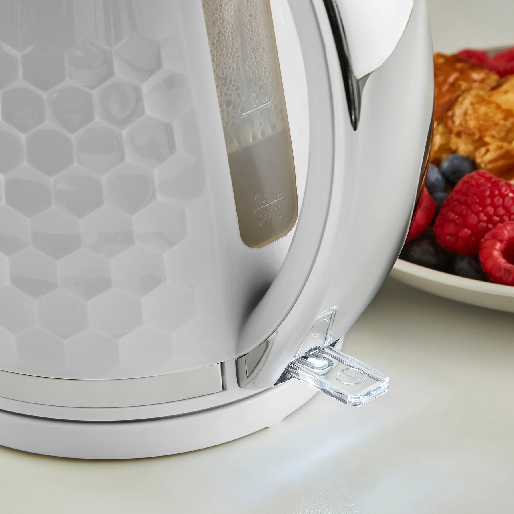 Morphy Richards Hive white jug kettle with honeycomb pattern detail