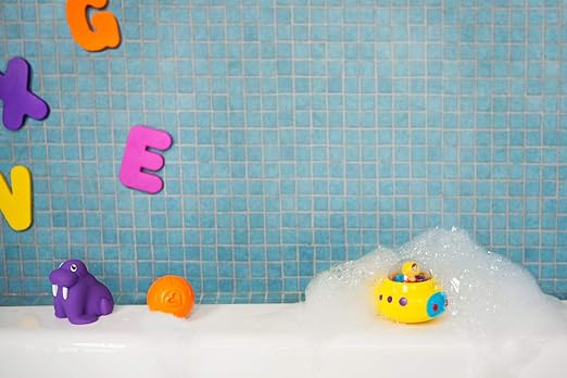 Munchkin Undersea Explorer yellow submarine bath toy for toddlers
