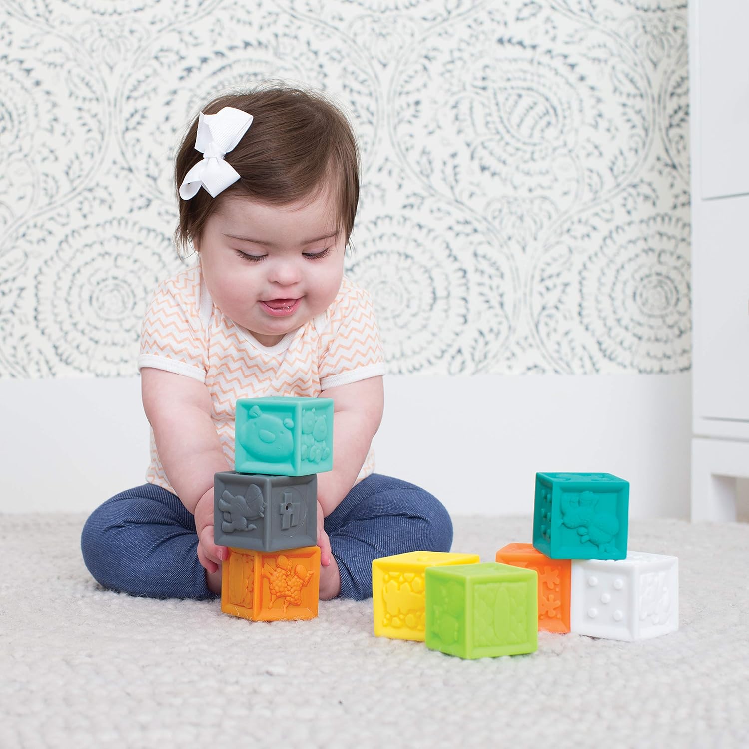 Infantino Sensory Balls, Blocks and Buddies Set 20 pack multicoloured stacking blocks