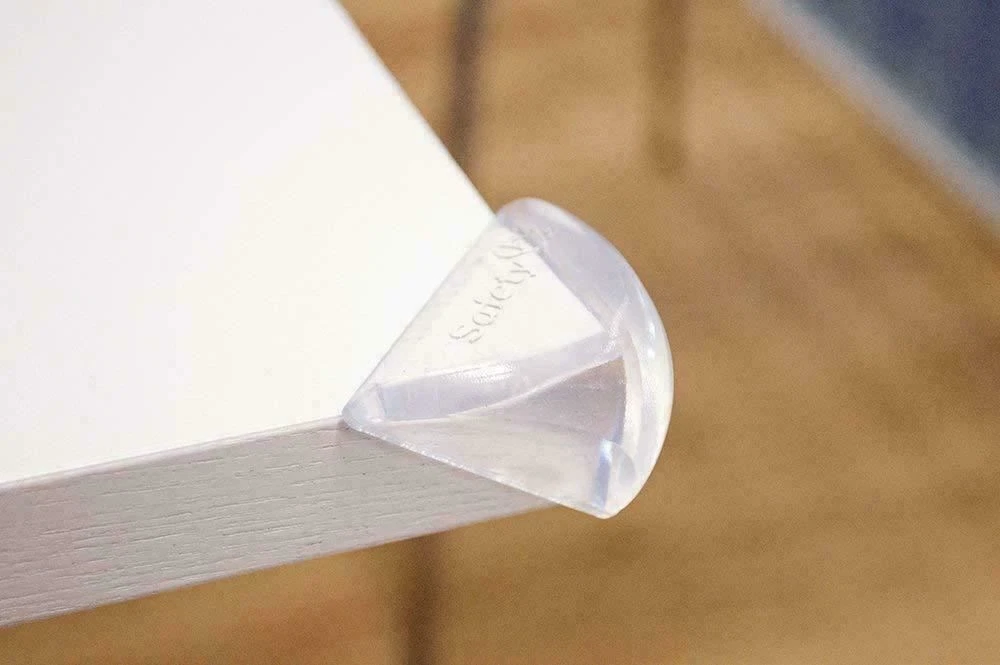 Safety 1st soft corner guard in white, protective safety cover for furniture corners