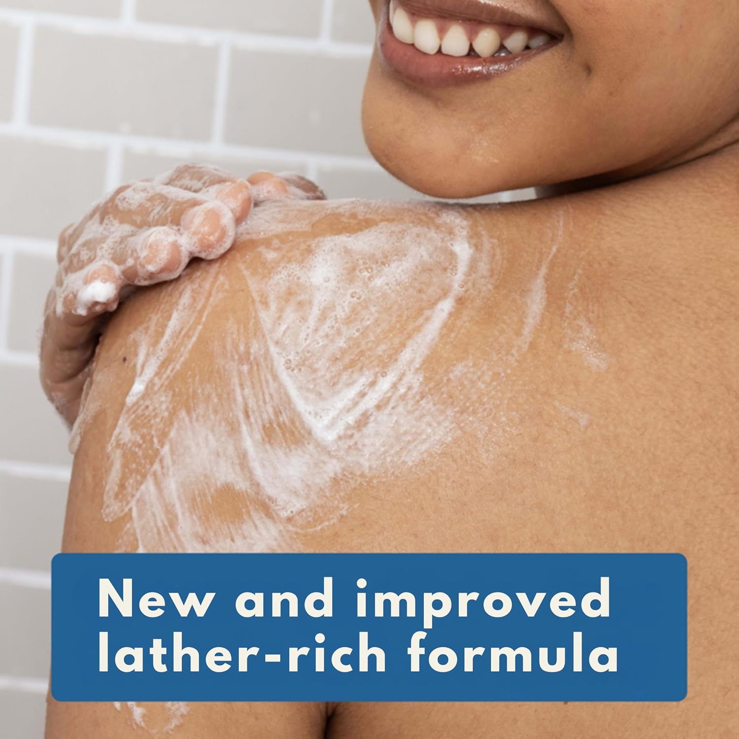 Aveeno Skin Relief Body Wash 975ml lather-rich formula
