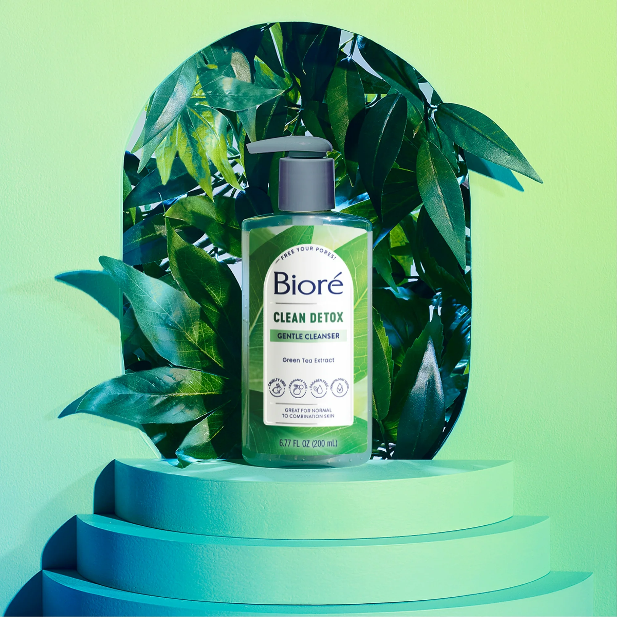 Bioré Clean Detox Gentle Cleanser 200ml green pump bottle with green tea extract