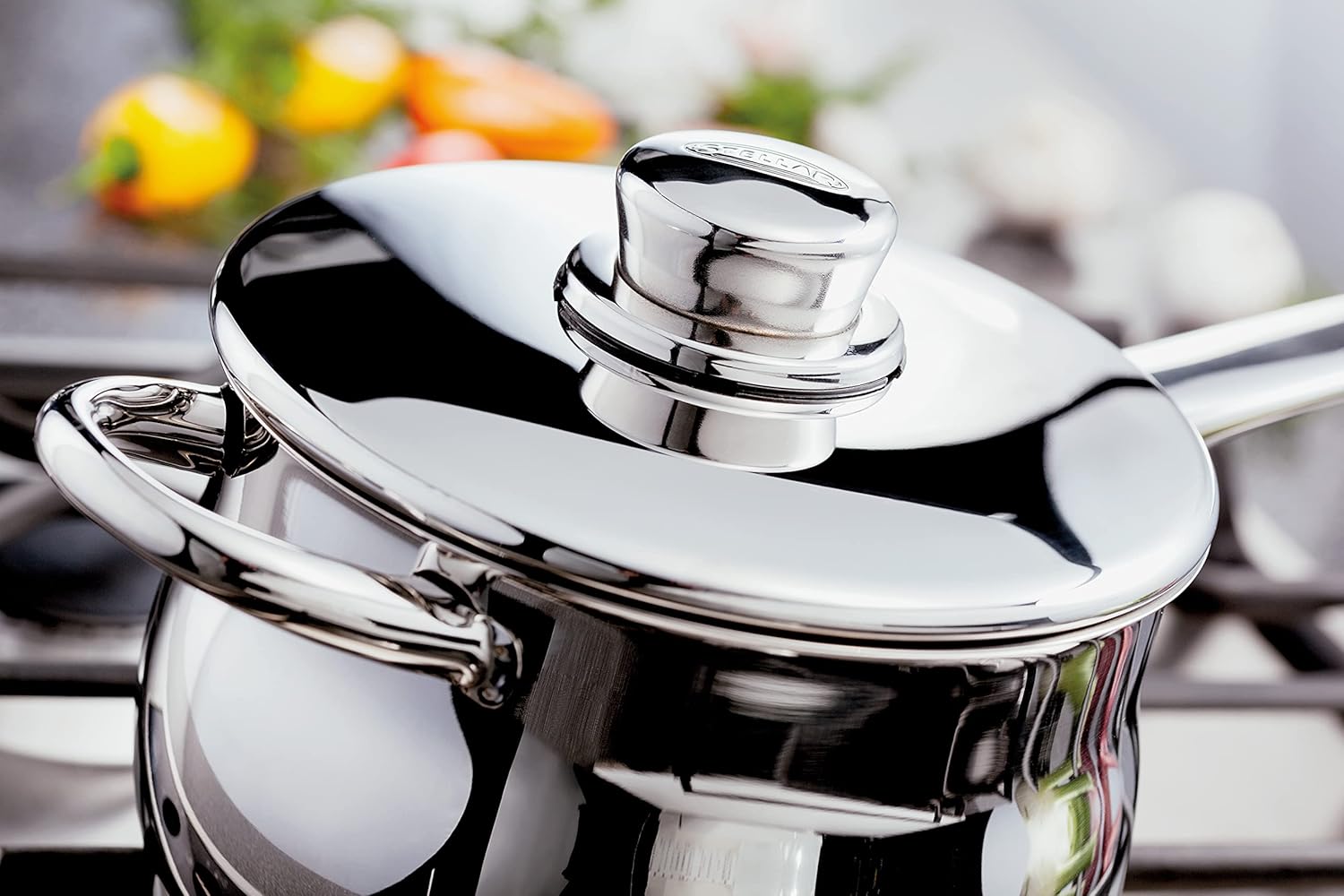 Stellar 1000 Classic Deep Saucepan 20cm with stainless steel lid and handle