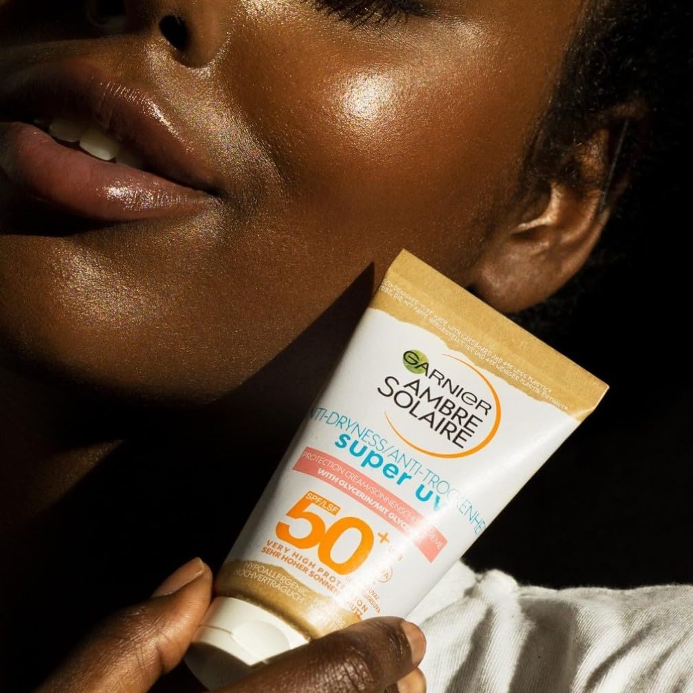 Garnier Ambre Solaire Anti-Dryness Super UV Protection Cream SPF 50+ (50ml) — photo 4