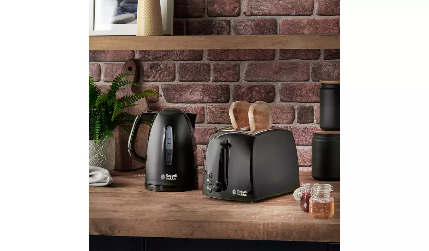 Russell Hobbs Textures black two slice toaster with browning controls