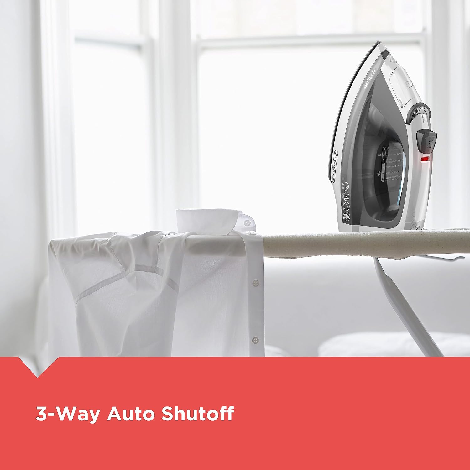 Russell Hobbs Light & Easy Brights Aqua Steam Iron, Fabric Softening Infused Ceramic Soleplate. 2x smoother glide, 2x durability, 240ml Water Tank, 115g Steam Shot, 35g Continuous Steam, 2400W, 26482 — photo 4