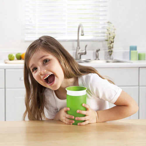 Munchkin Miracle 360 Degree Trainer Cup green 296ml with lid