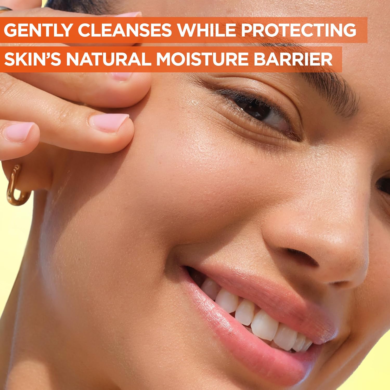 Garnier SkinActive Vitamin C Brightening Cream Cleanser (250ml). — photo 3