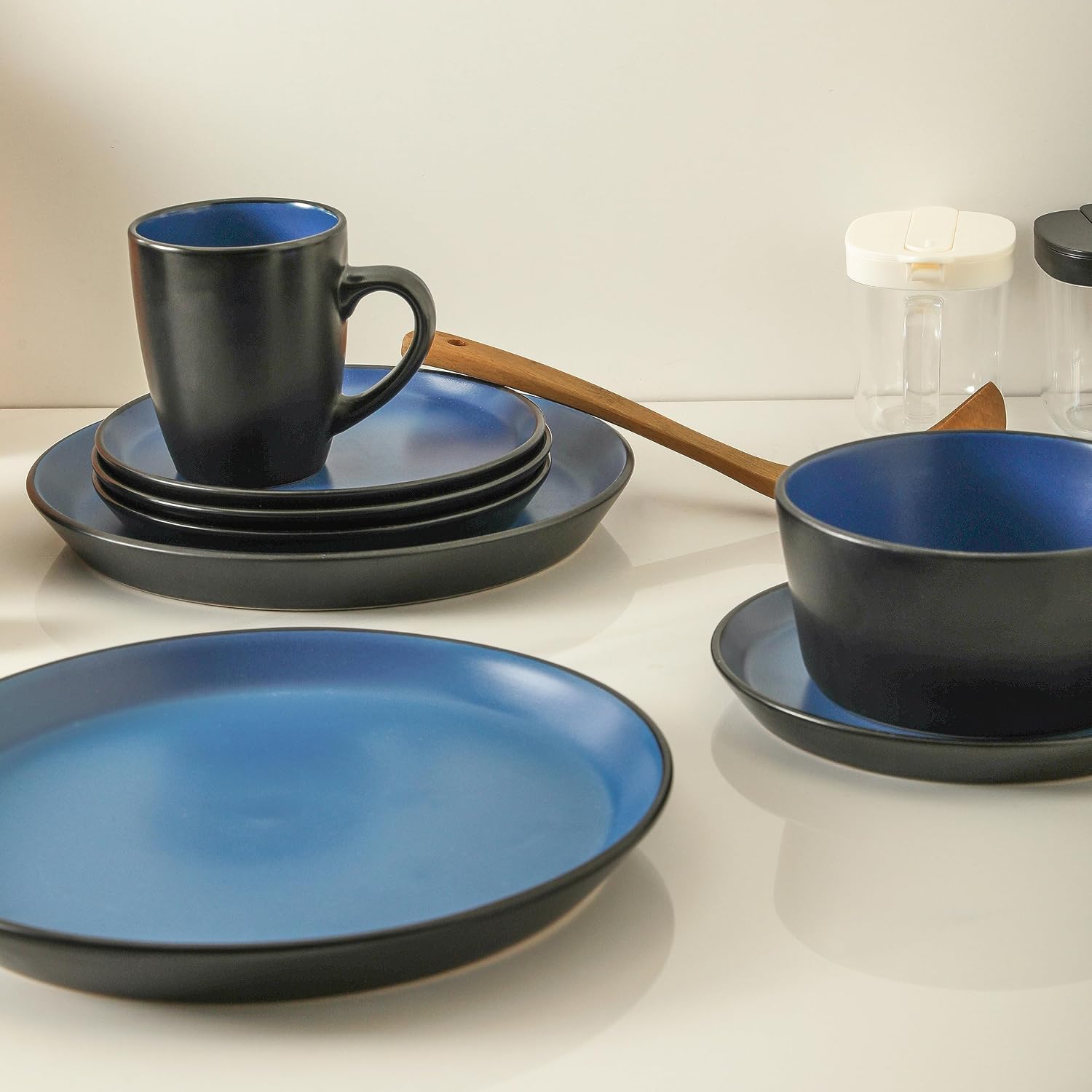 Blue Elephant Allenbac Stoneware Dinnerware - Set of 16 — photo 4