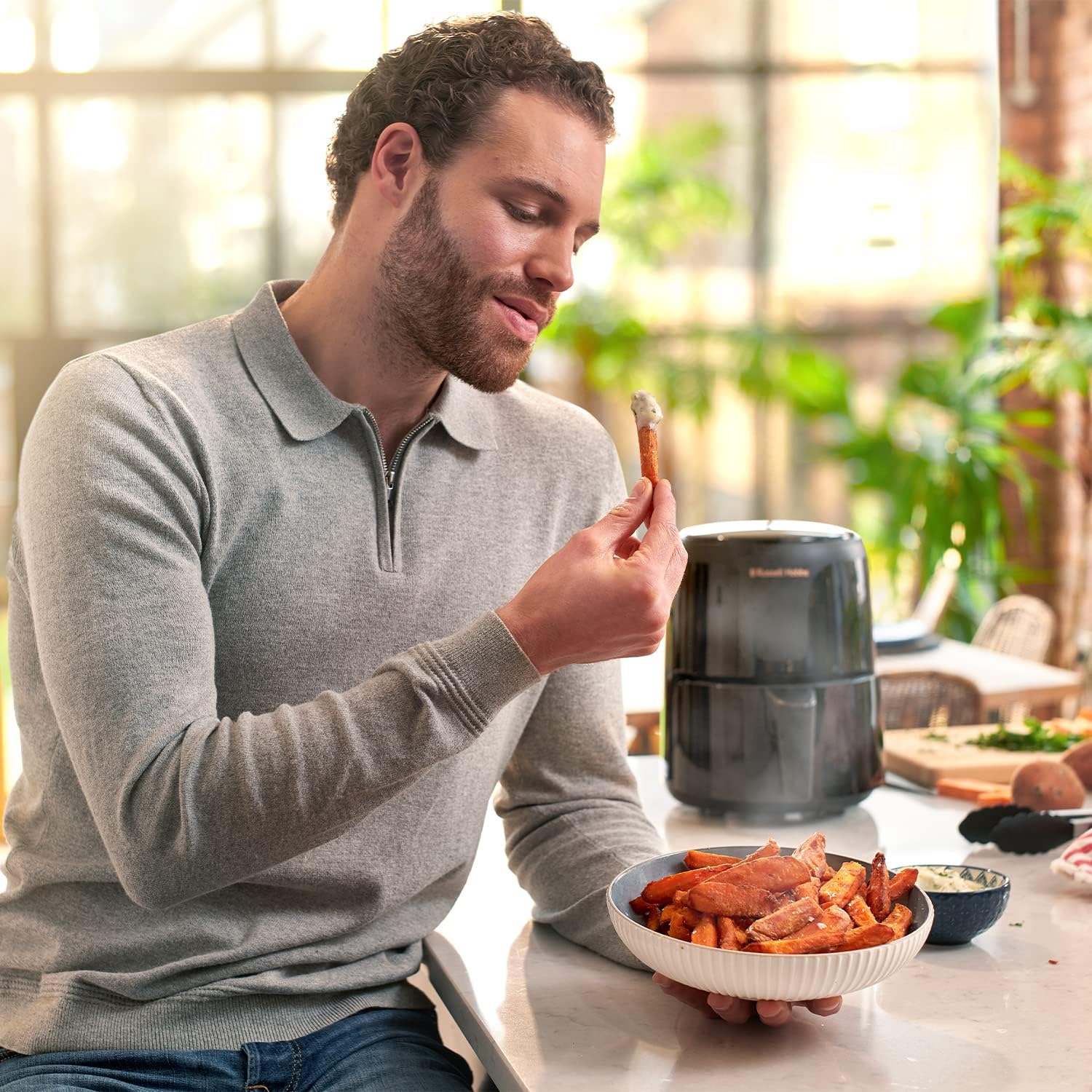 Russell Hobbs Compact Rapid Digital Air Fryer 1.8L , Max Temp 200C, 26500 — photo 5