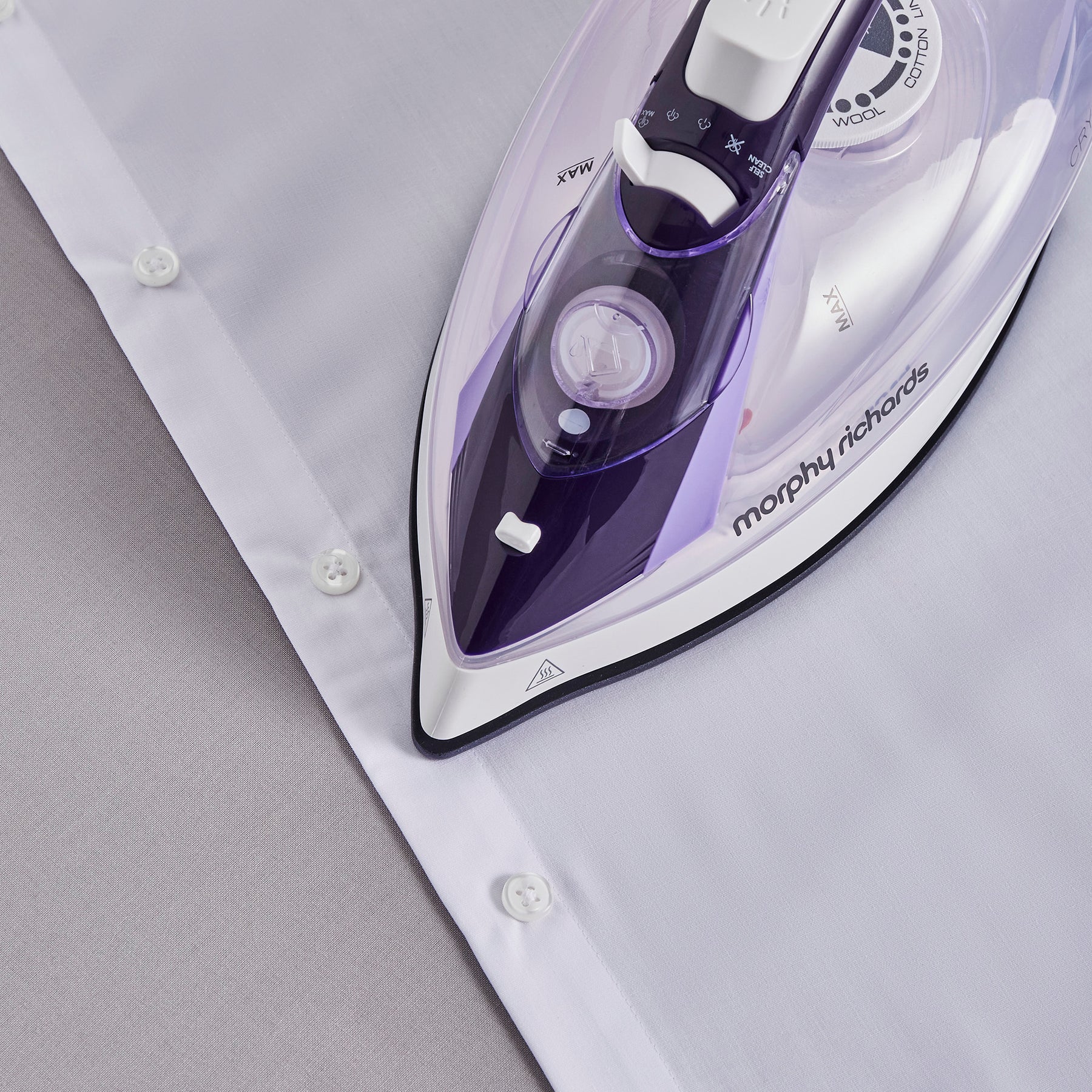 Morphy Richards Steam Iron - 300301 - With Crystal Clear Water Tank, Amethyst — photo 4